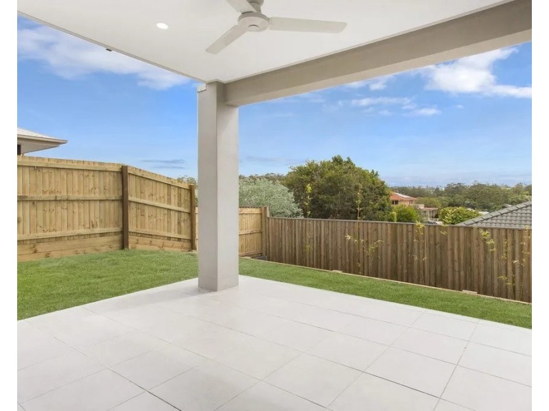 9 Beazley Circuit, Bridgeman Downs QLD 4035