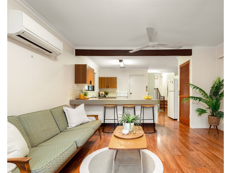 5 Kilkivan Avenue, Kenmore QLD 4069