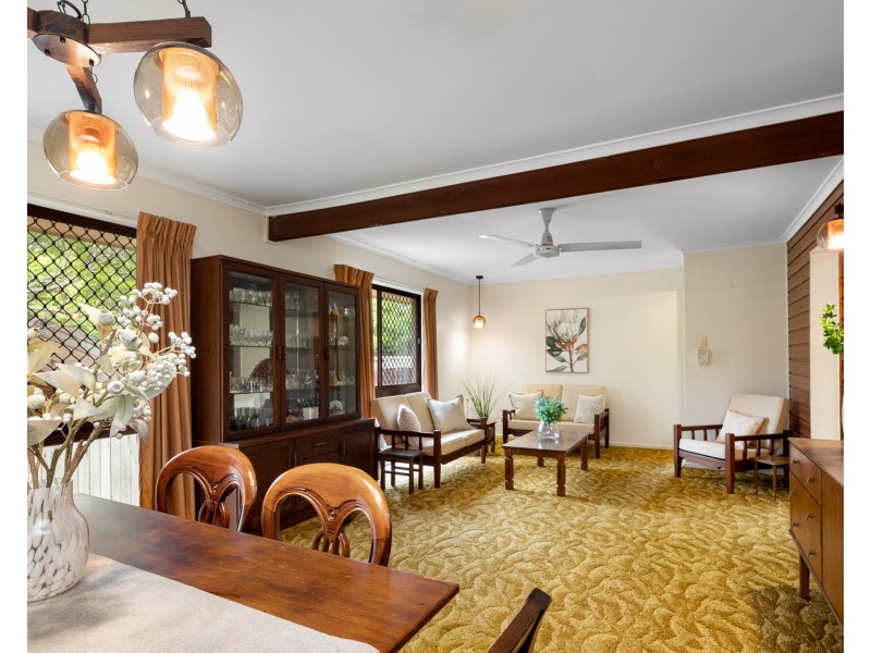 5 Kilkivan Avenue, Kenmore QLD 4069