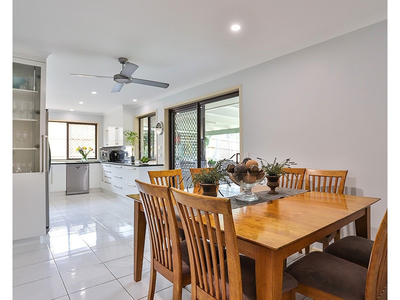 61 McPherson Road, Sinnamon Park QLD 4073