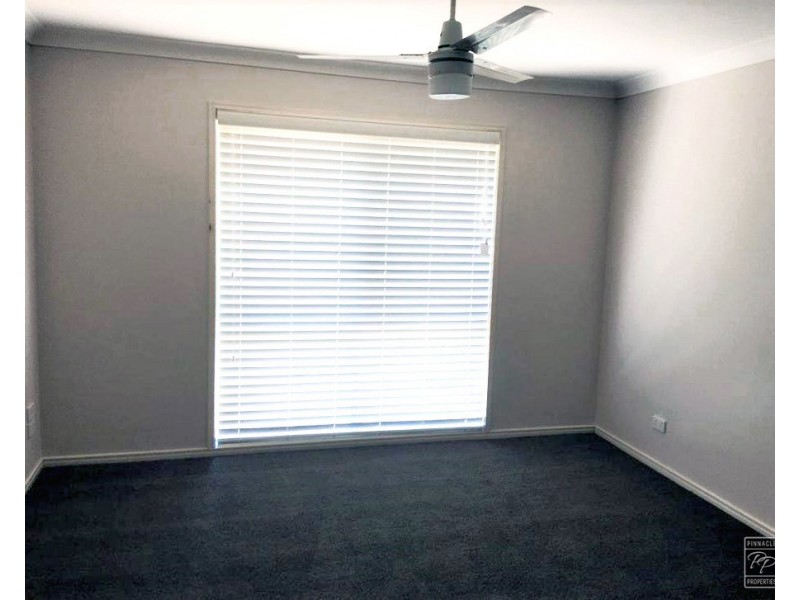 5 Clarence Avenue, Springfield QLD 4300