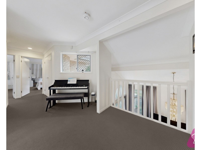 41 Balaton Street, Westlake QLD 4074