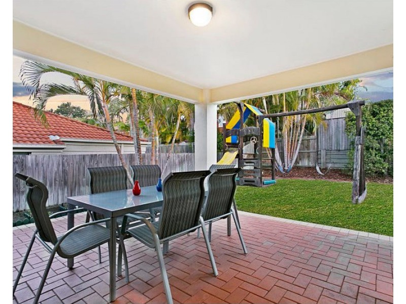 71 Jason Street, Sinnamon Park QLD 4073