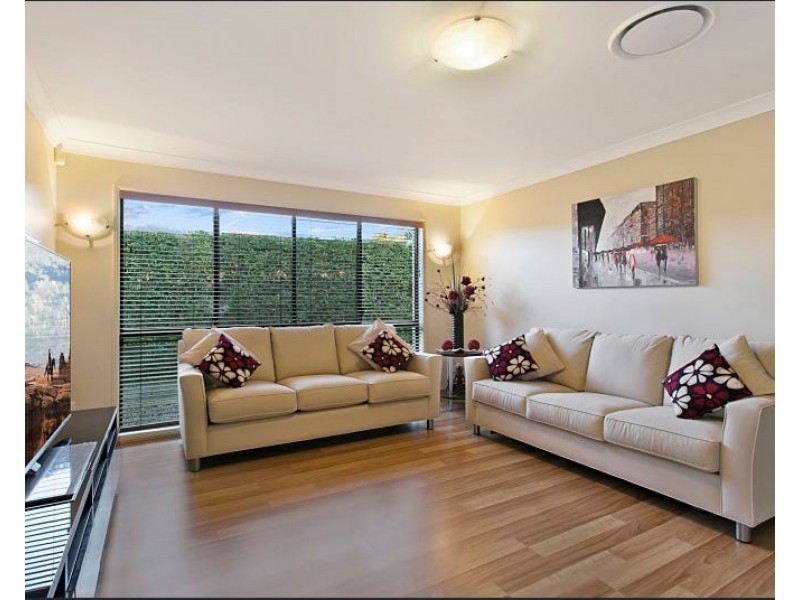 71 Jason Street, Sinnamon Park QLD 4073
