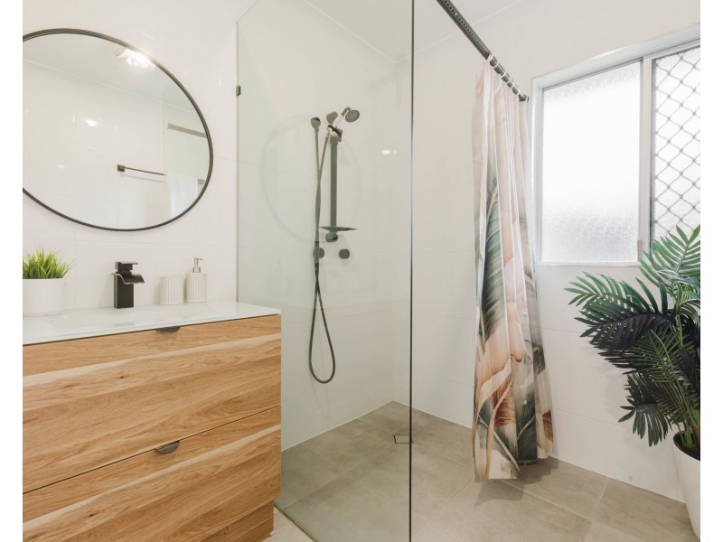 14 Whissen Court, Collingwood Park QLD 4301