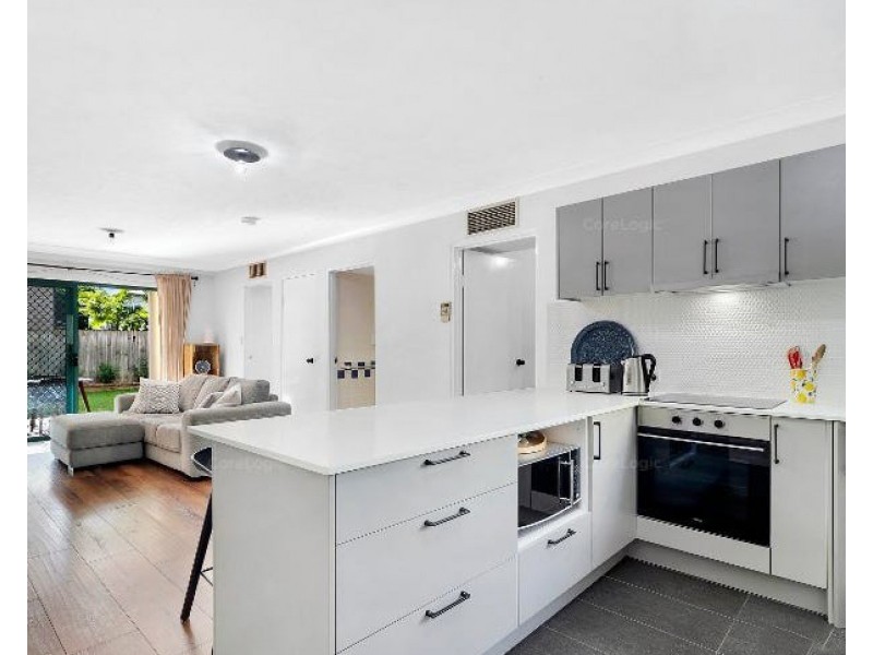 2/16 Mordant Street, Ascot QLD 4007