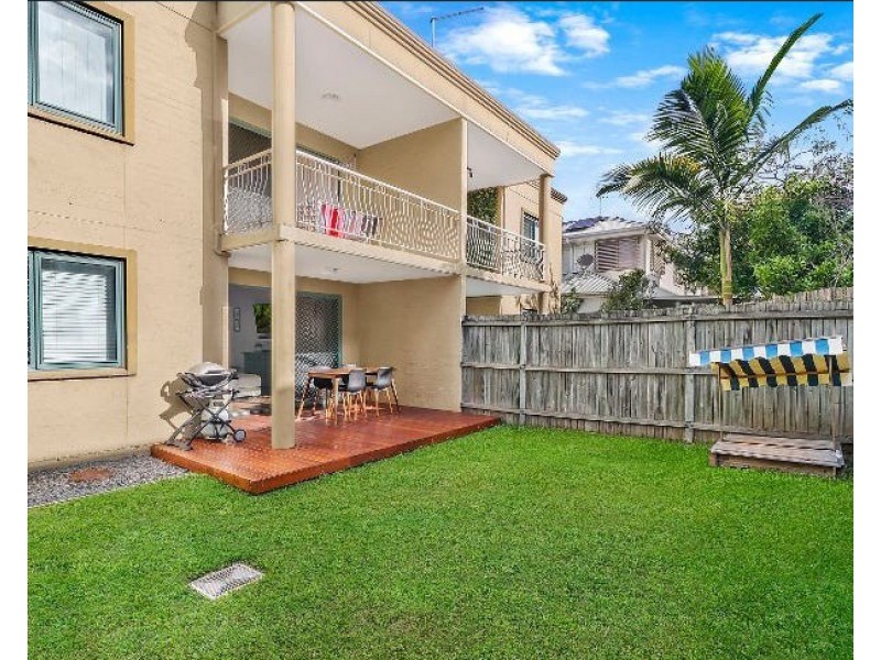 2/16 Mordant Street, Ascot QLD 4007