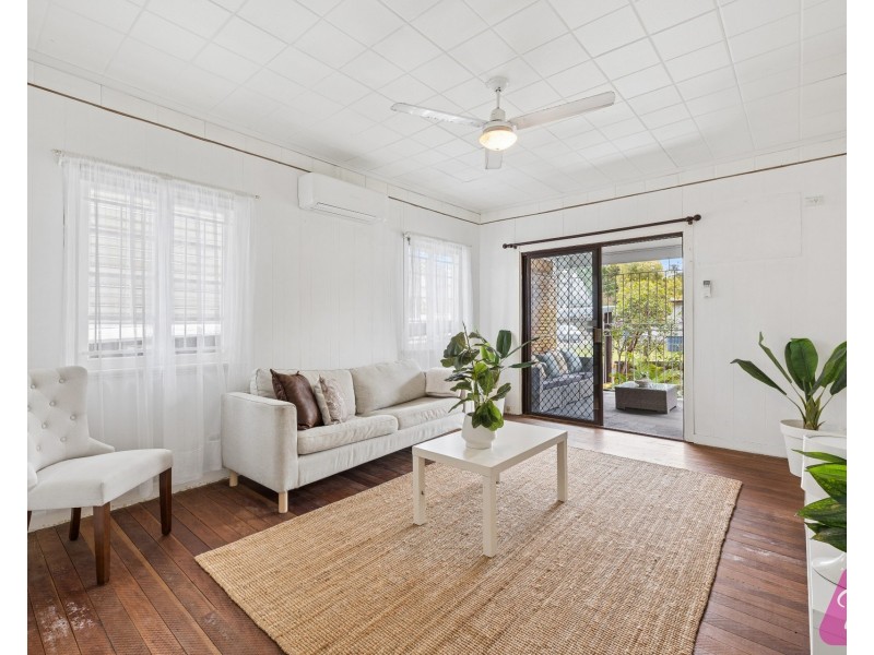 2 Haly Street, Stafford QLD 4053