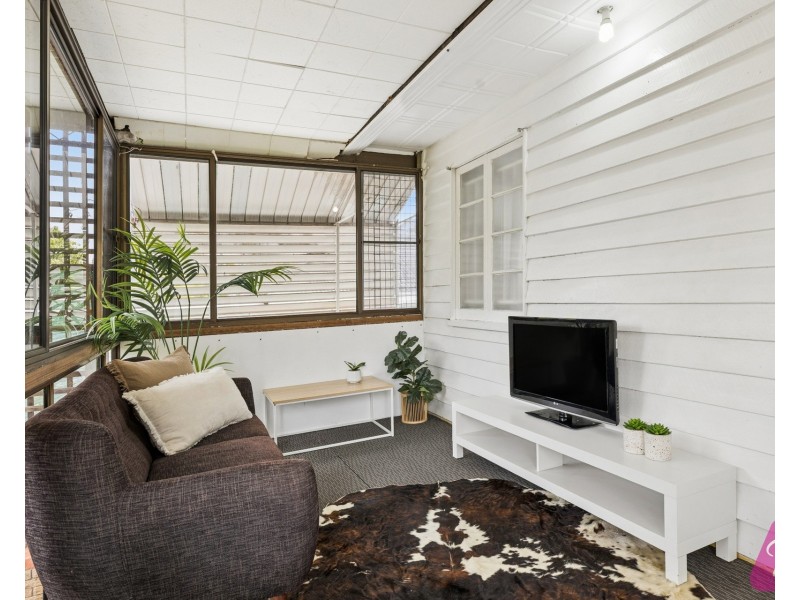 2 Haly Street, Stafford QLD 4053