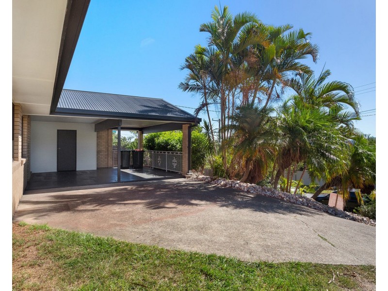 4 Brownie Street, Jamboree Heights QLD 4074