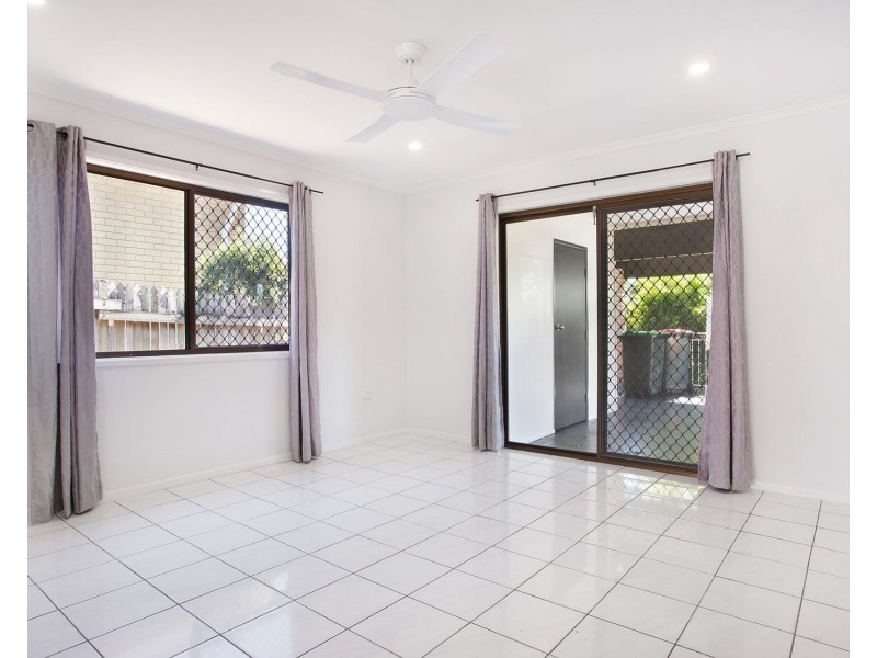4 Brownie Street, Jamboree Heights QLD 4074