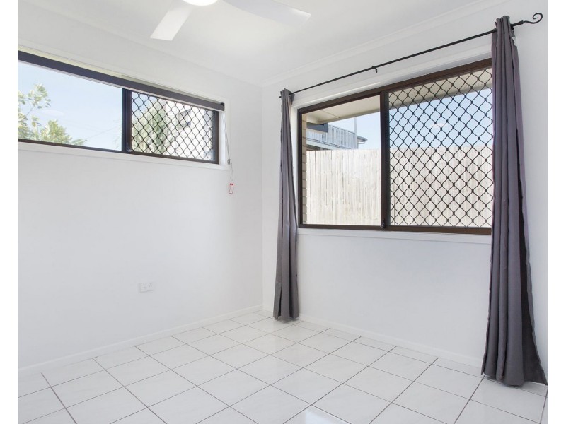 4 Brownie Street, Jamboree Heights QLD 4074