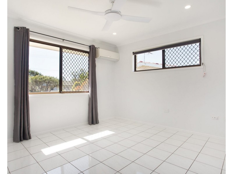 4 Brownie Street, Jamboree Heights QLD 4074