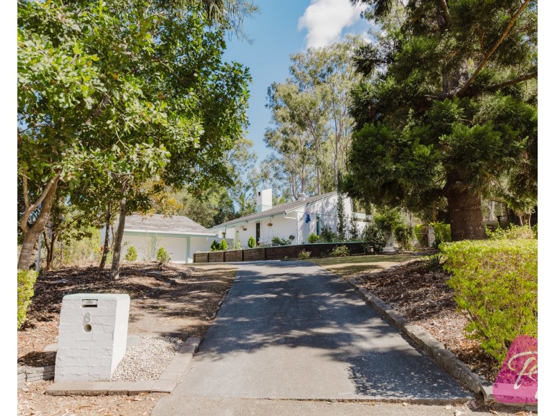 8 Azure Court, Bellbowrie QLD 4070