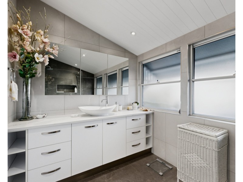 19 Olney Street, Wilston QLD 4051