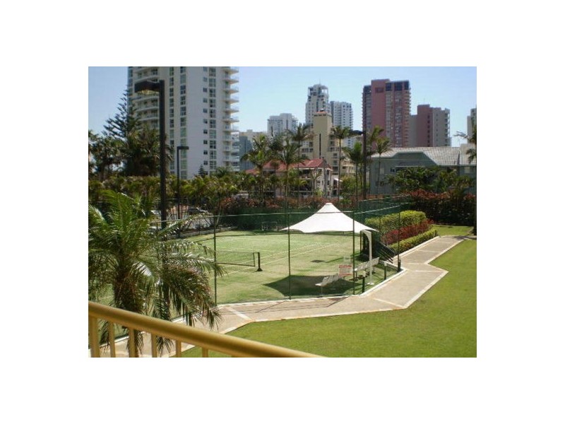 72/1 Serisier Avenue, Main Beach QLD 4217