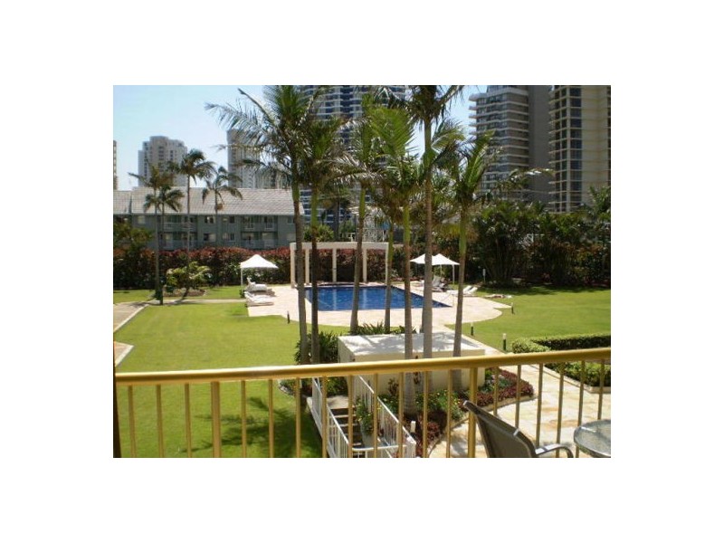 72/1 Serisier Avenue, Main Beach QLD 4217