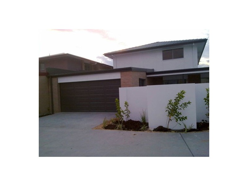 59 Harbour Rise, Hope Island QLD 4212