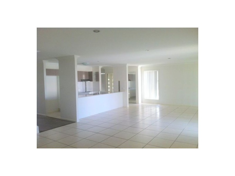 59 Harbour Rise, Hope Island QLD 4212
