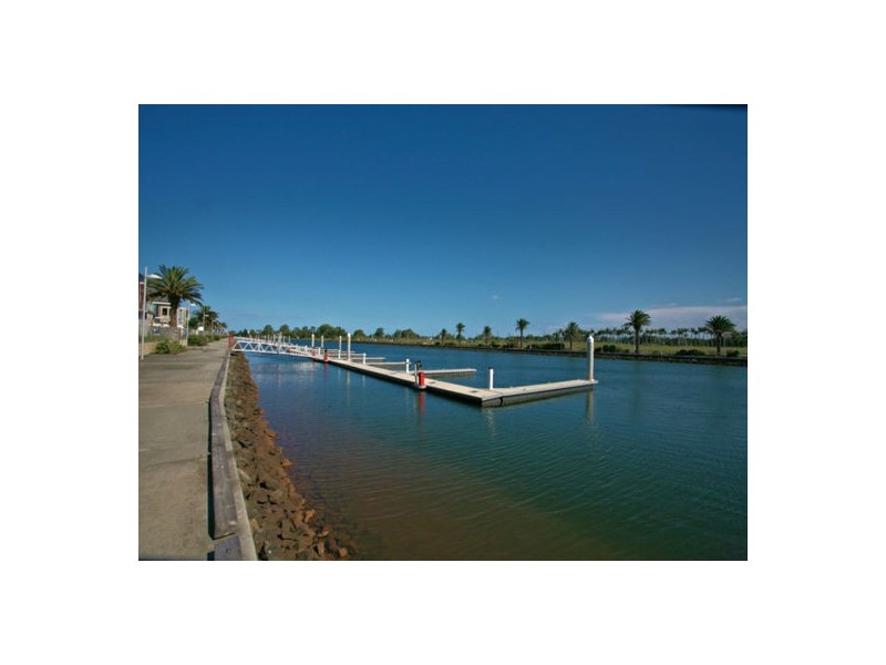 59 Harbour Rise, Hope Island QLD 4212