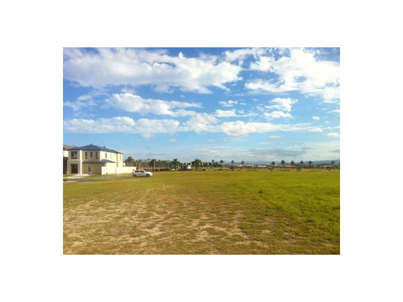 59 Harbour Rise, Hope Island QLD 4212