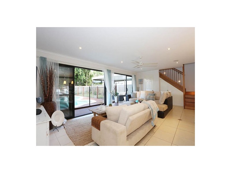 4 Seahawk Crescent, Burleigh Waters QLD 4220