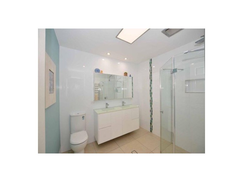 4 Seahawk Crescent, Burleigh Waters QLD 4220