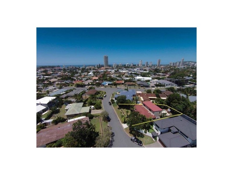 4 Seahawk Crescent, Burleigh Waters QLD 4220