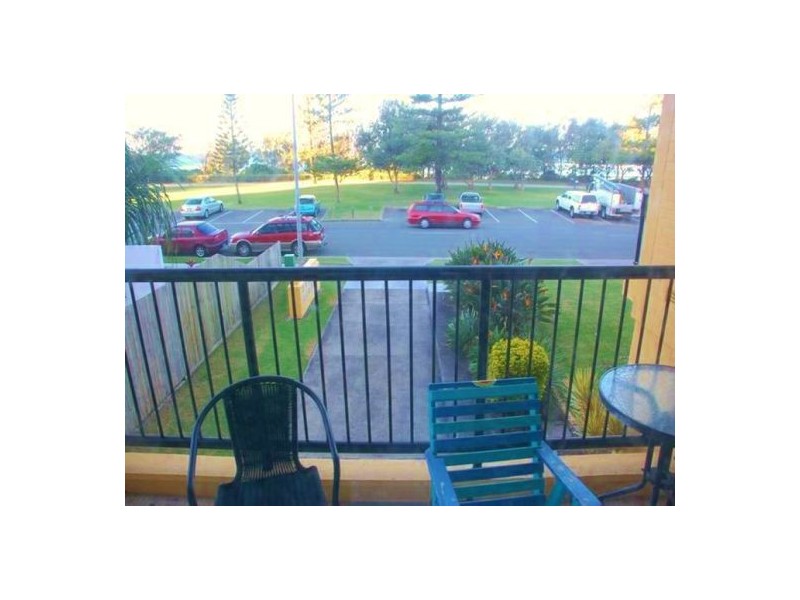 3/74 The Esplanade, Burleigh Heads QLD 4220