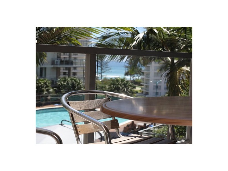 1082/1 Ocean Street, Burleigh Heads QLD 4220