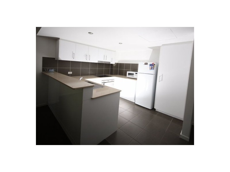 1082/1 Ocean Street, Burleigh Heads QLD 4220