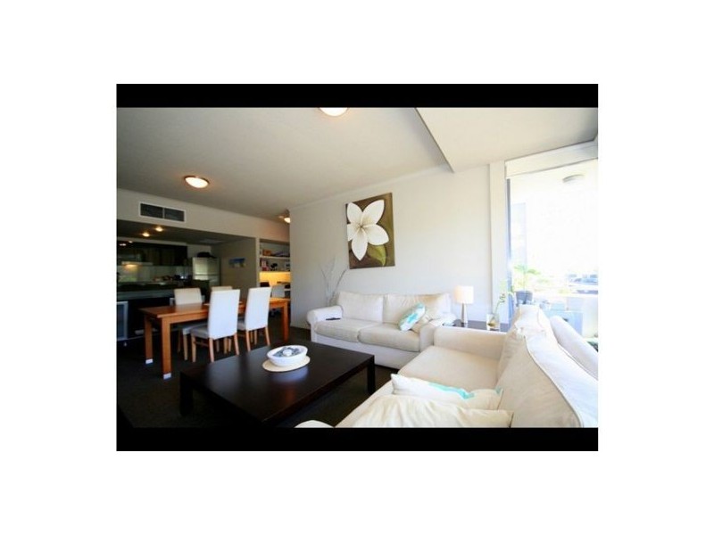 1082/1 Ocean Street, Burleigh Heads QLD 4220