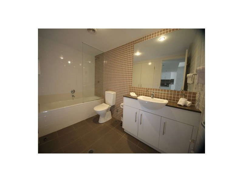 1082/1 Ocean Street, Burleigh Heads QLD 4220