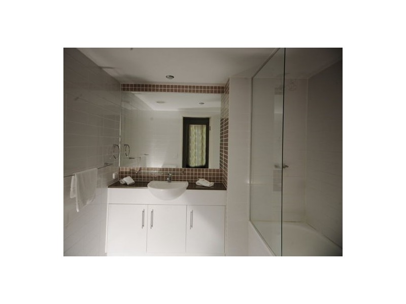 1082/1 Ocean Street, Burleigh Heads QLD 4220