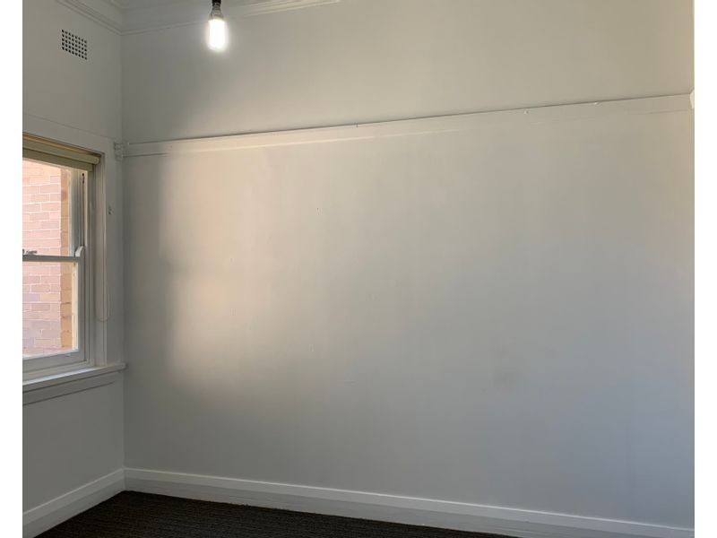 33 Jubilee Avenue, Carlton NSW 2218