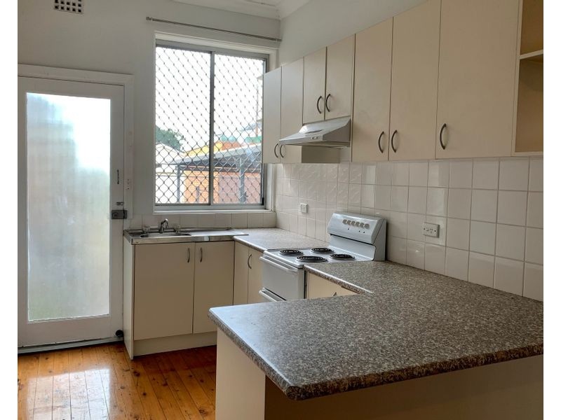 1/52 Balmoral Road, Mortdale NSW 2223