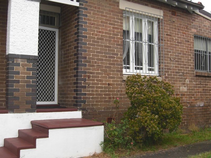 16 Green Street, Tempe NSW 2044