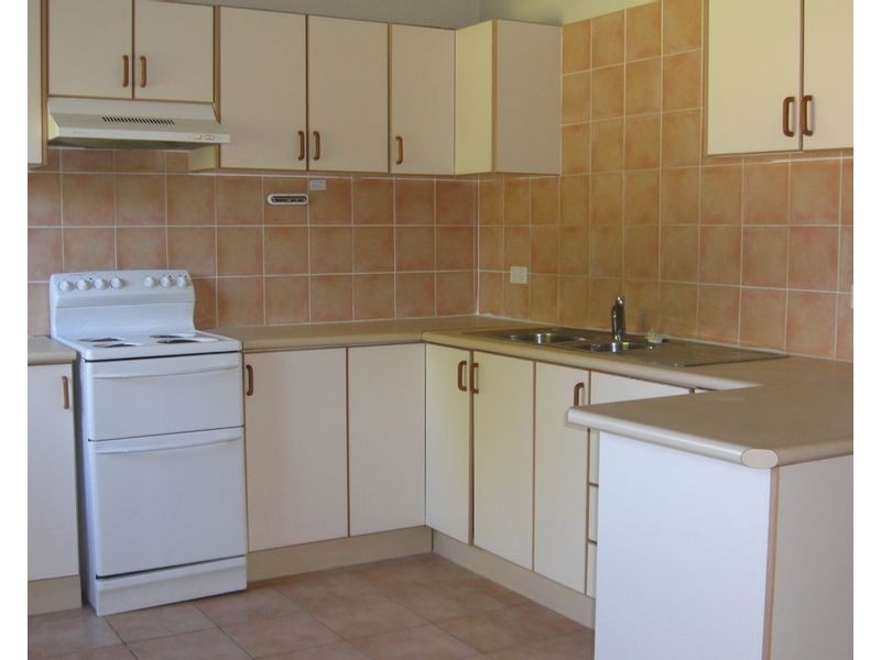 11 Cronulla Street, Carlton NSW 2218