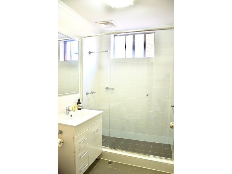 2/7-9 King Street, Kogarah NSW 2217