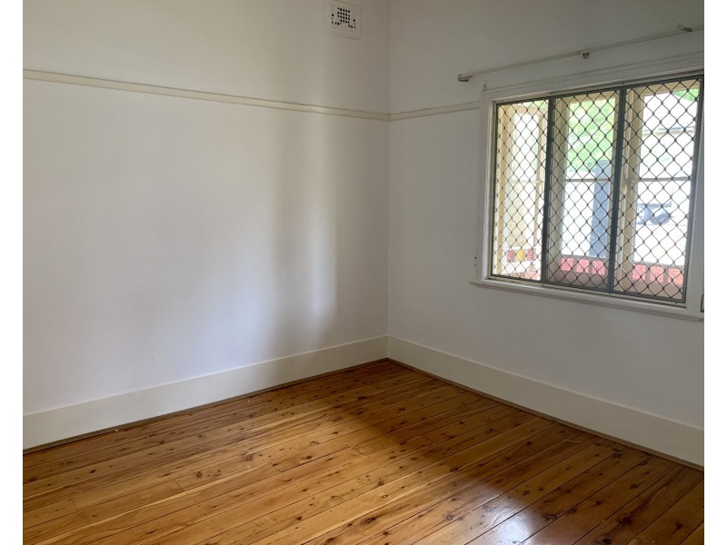 34 Walker Street, Turrella NSW 2205