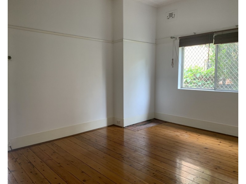 34 Walker Street, Turrella NSW 2205