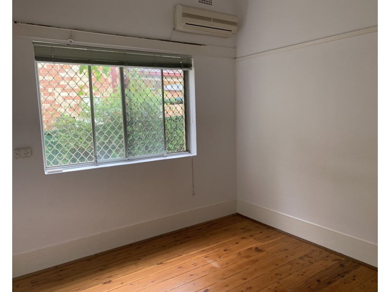 34 Walker Street, Turrella NSW 2205