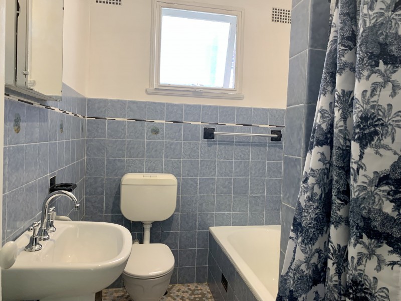 137 Gloucester Road, Hurstville NSW 2220