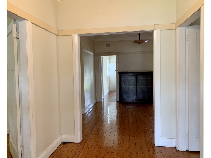 10 Joan Street, Hurstville NSW 2220