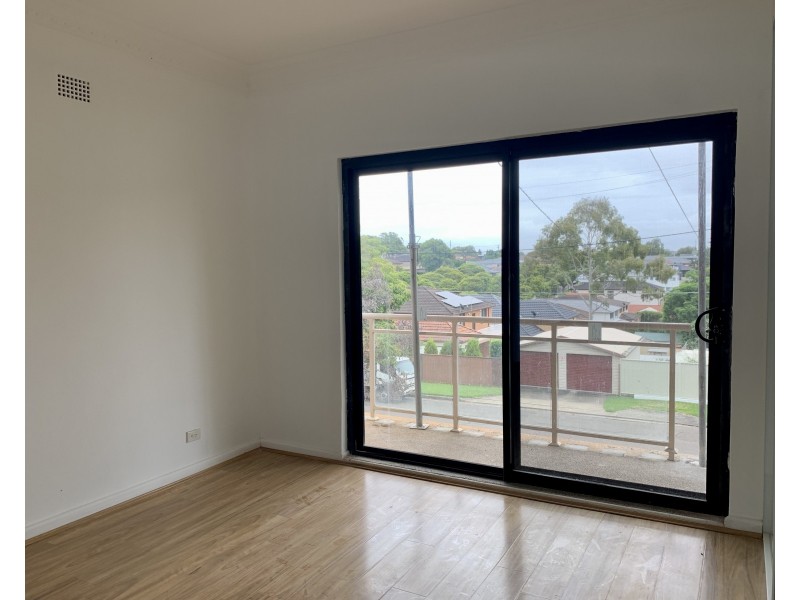 1A Louis Terrace, Hurstville NSW 2220