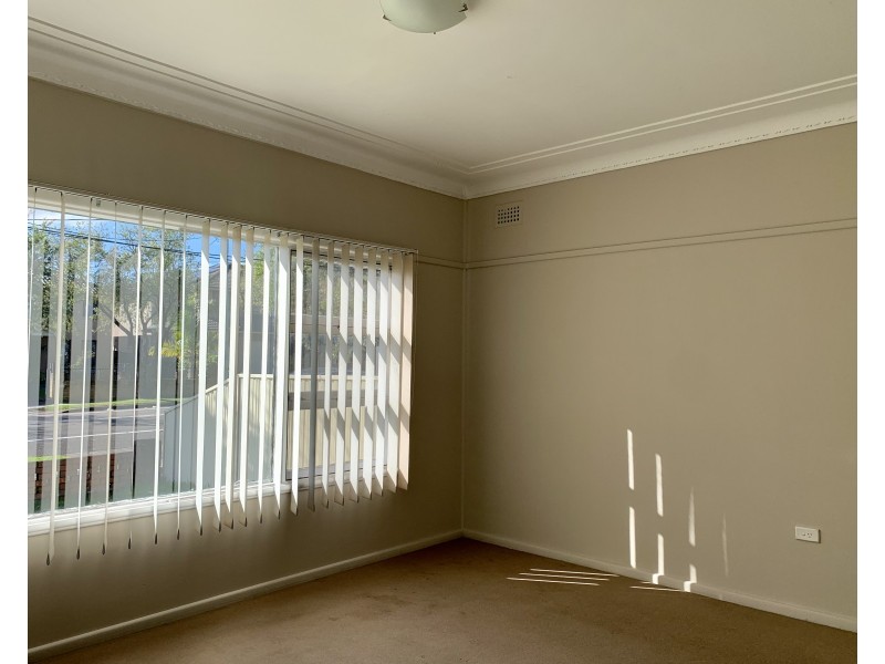 83 Windsor Road, Padstow NSW 2211