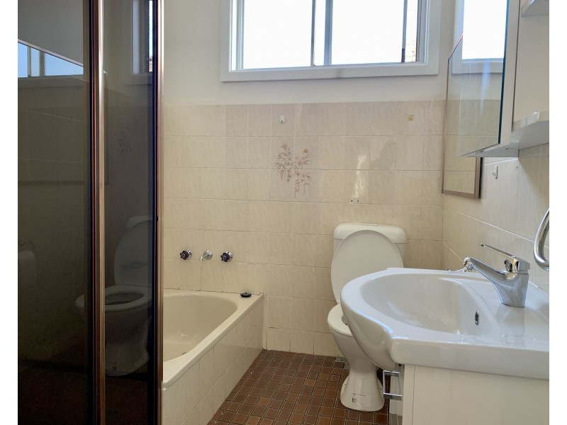 12 Broughton Street, Mortdale NSW 2223