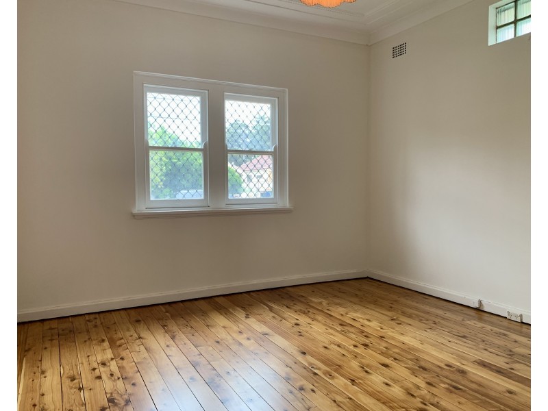 14 Blakesley Road, Carlton NSW 2218