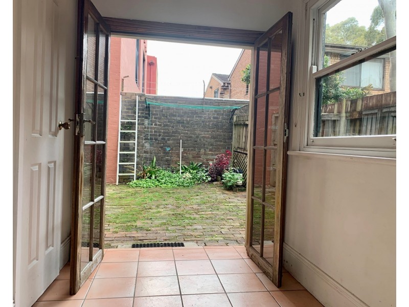 2 Fitzroy Street, Newtown NSW 2042