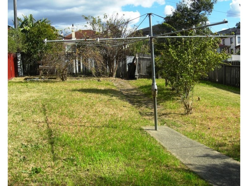 13 Cronulla Street, Carlton NSW 2218